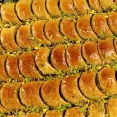 البقلاوة التركيه 😋🍣-レシピのメイン写真