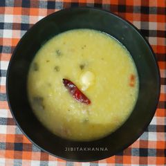 Chicken veg Kholey (Rice and dal porridge with chicken and veg) A picture of Chicken veg Kholey (Rice and dal porridge with chicken and veg).