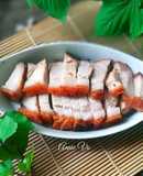 Heo quay giòn bì kiểu truyền thống