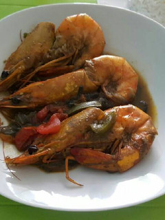 Una foto de Langostinos al jugo (Camarón grande)