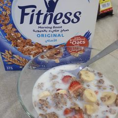 A picture of Fruity oatmeal.