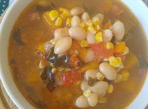 Una foto de Porotos Granados con verduras y sofrito de chorizo