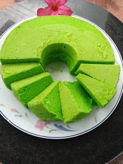 Foto resep Bolu Pandan Kukus🥮🥧🎂