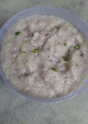 A picture of Chili,garlic,onion paste.