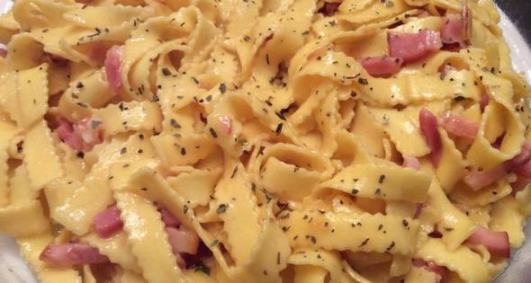 Como Hacer Tallarines Con Auténtica Salsa Carbonara Sin Nata Cocinar En Casa<script async src=