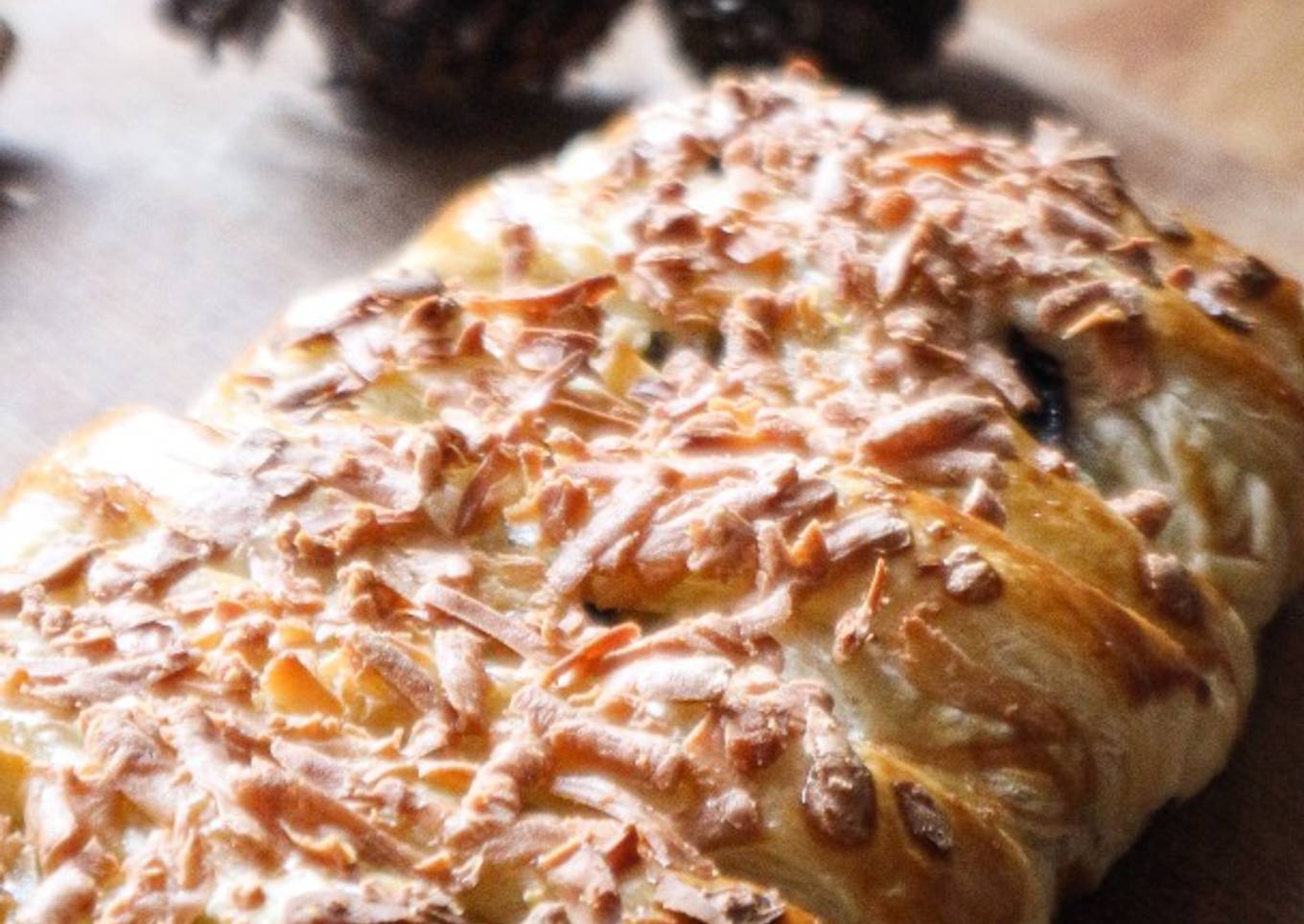 Banana Strudel (choco cheese)