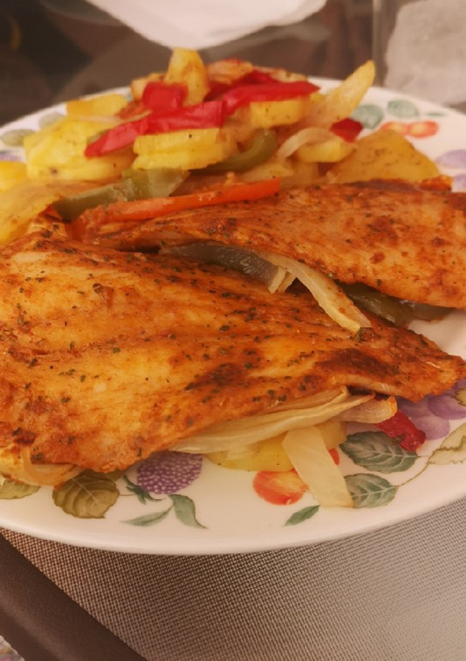 Una foto de Filetes de merluza al horno