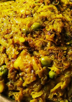 বাঁধাকপি ঘন্ট(badhakopi ghonto recipe in bengali) রেসিপির প্রধান ছবি