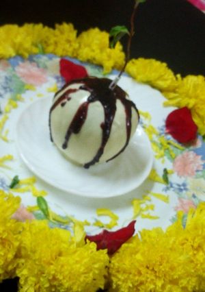 A picture of Chocolate candy apple.