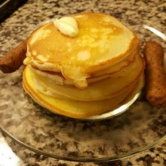 A picture of Easy Pancakes.