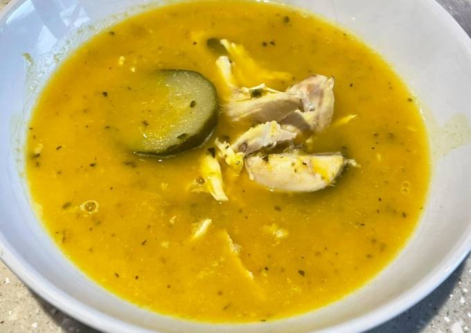 Steps to Make Eric Ripert Slow Cooker Whole Chicken Soup 🥣