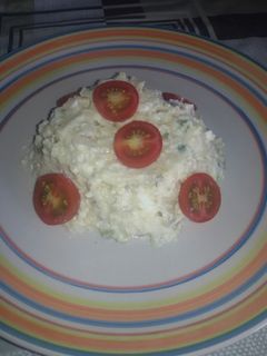 Una foto de Ensalada de pollo y patatas con thermomix