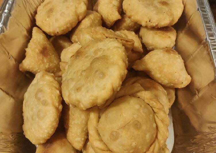 Gujiya(pidukiya)