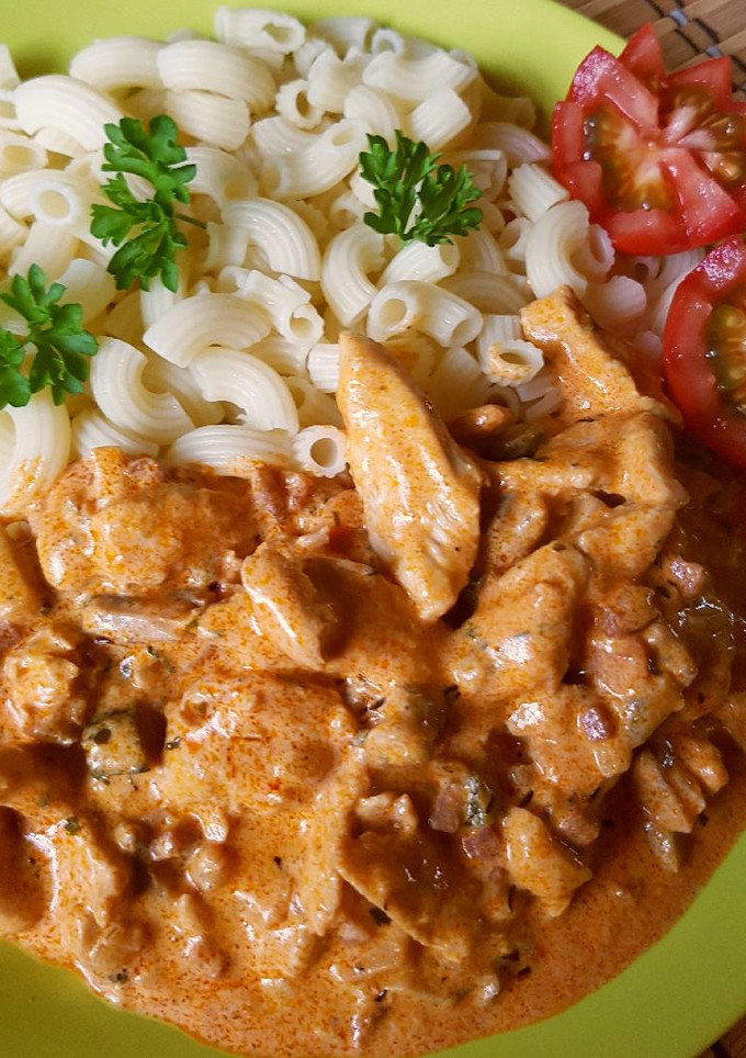 Csirkemell, Stroganoff módra recept fotója