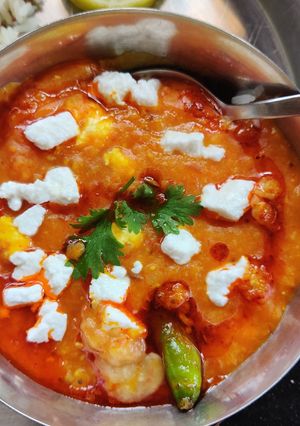 A picture of Paneer dal tadka.