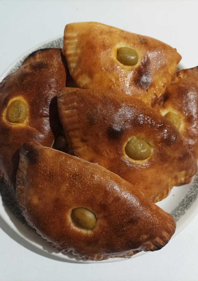 Una foto de Cocas argelinas o empanadas argelinas 🇩🇿