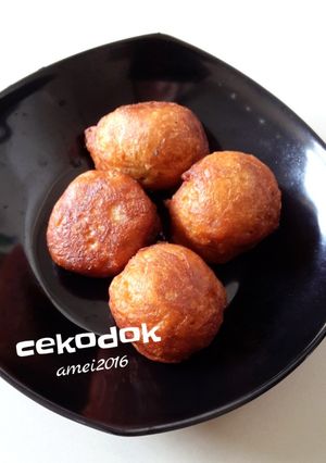 Foto resep Cengkodok(cekodok) ala upin ipin...😆