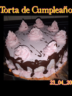 Una foto de Torta de Cumpleaños