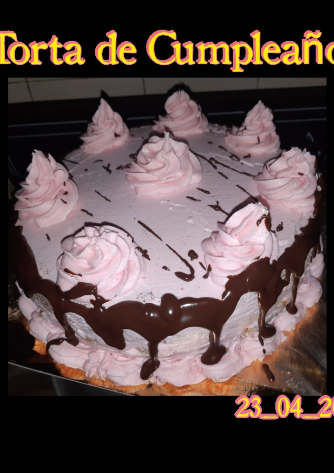 Una foto de Torta de Cumpleaños