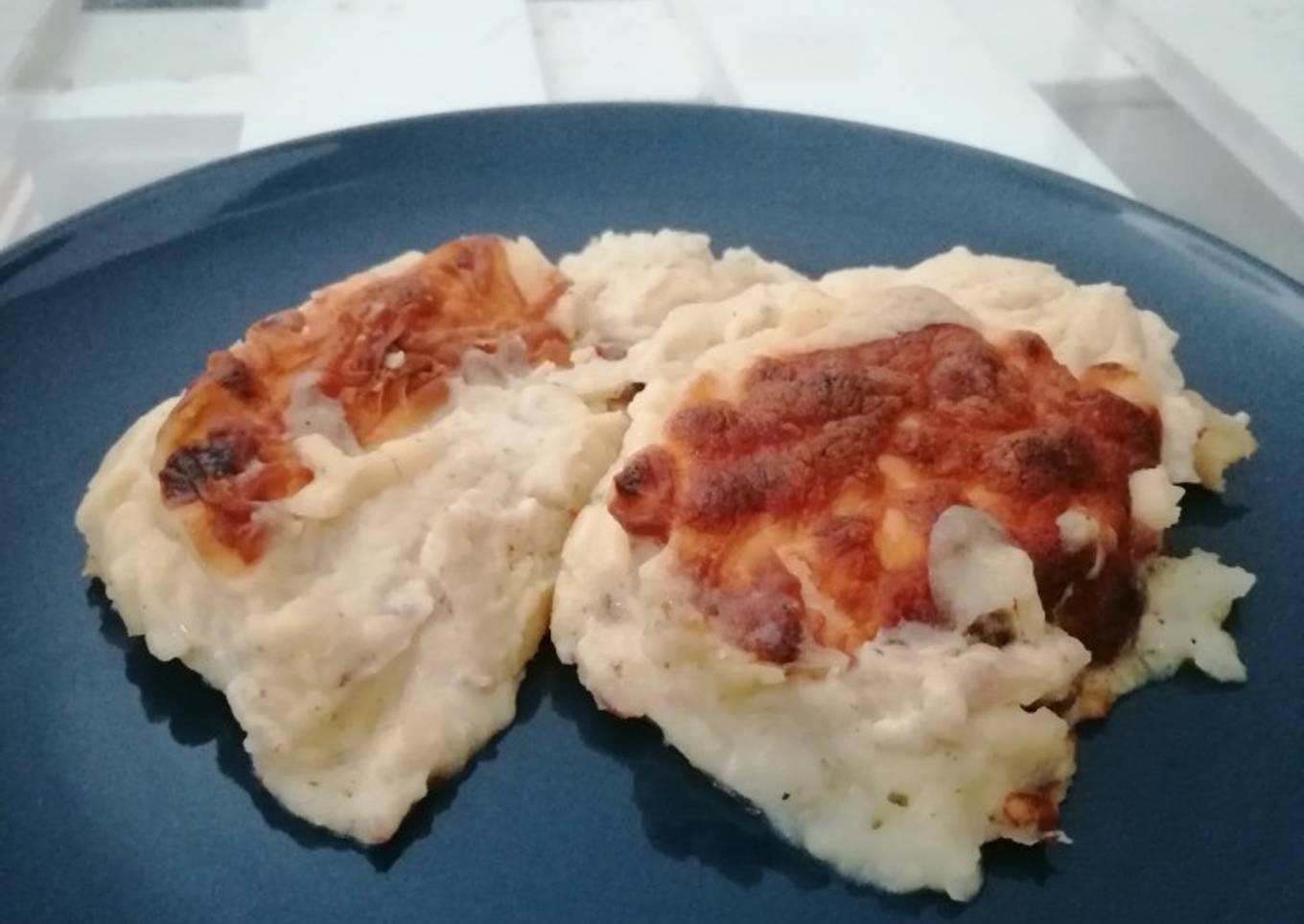 Patatas gratinadas con bechamel de bacon