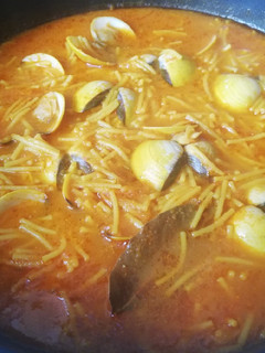 Una foto de Fideos con almejas al brandy