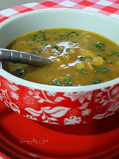 Una foto de Crema de verduras con pollo