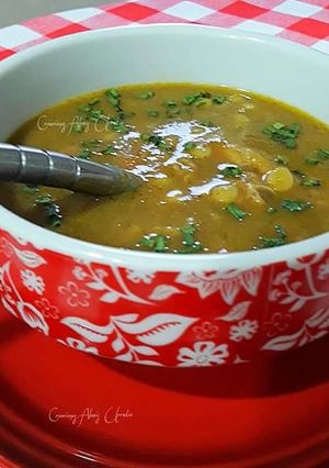 Una foto de Crema de verduras con pollo