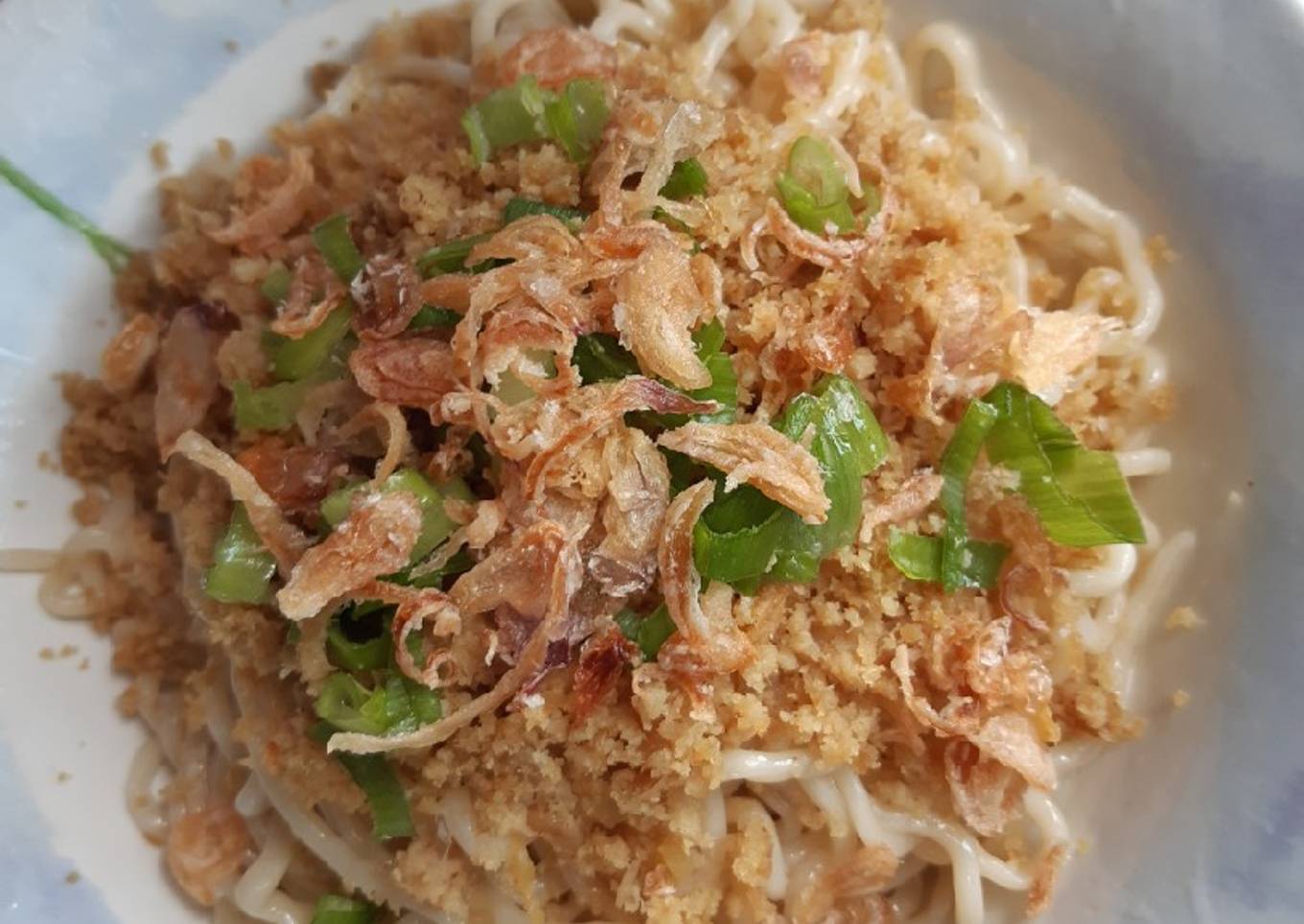 Mie ayam pangsit/cwie mie