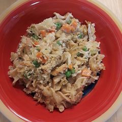 A picture of Chicken Pot Pie Noodles.