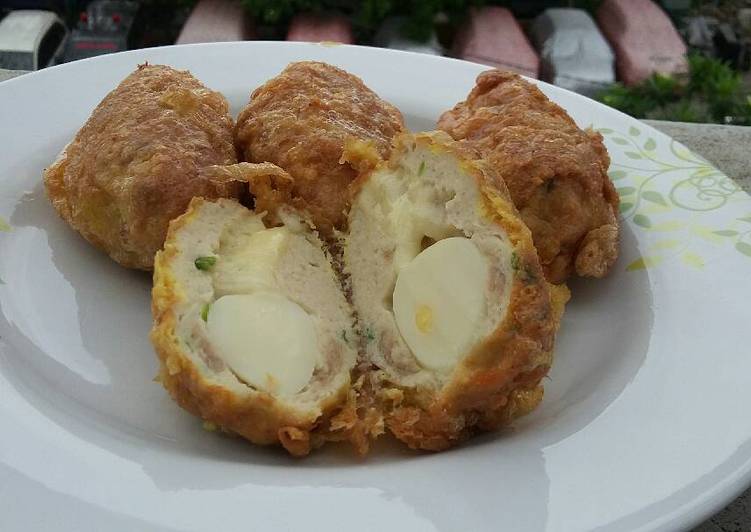 Langkah Mudah untuk Menyiapkan Bakso ayam isi telur puyuh mozarella (ketofriendly), Menggugah Selera