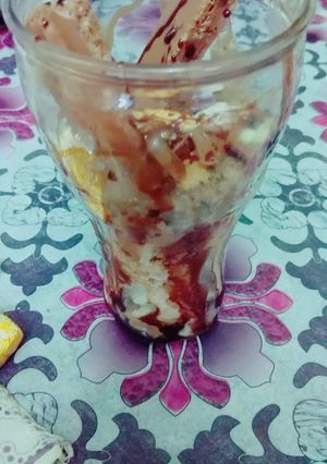 A picture of Dark fantasy sundae.