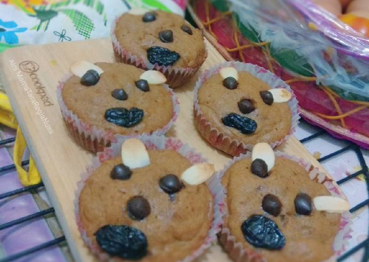 Langkah Mudah untuk Menyiapkan Banana Muffin with Palm Sugar Anti Gagal