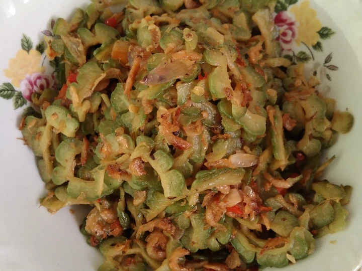 Langkah Mudah untuk Menyiapkan Resep Oseng pare ebi yang Menggugah Selera Anti Ribet, Bikin Ngiler