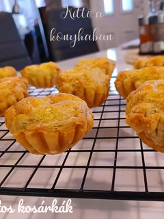 Sajtos kosárkák 🧀 - teljes kiőrlésű recept fotója