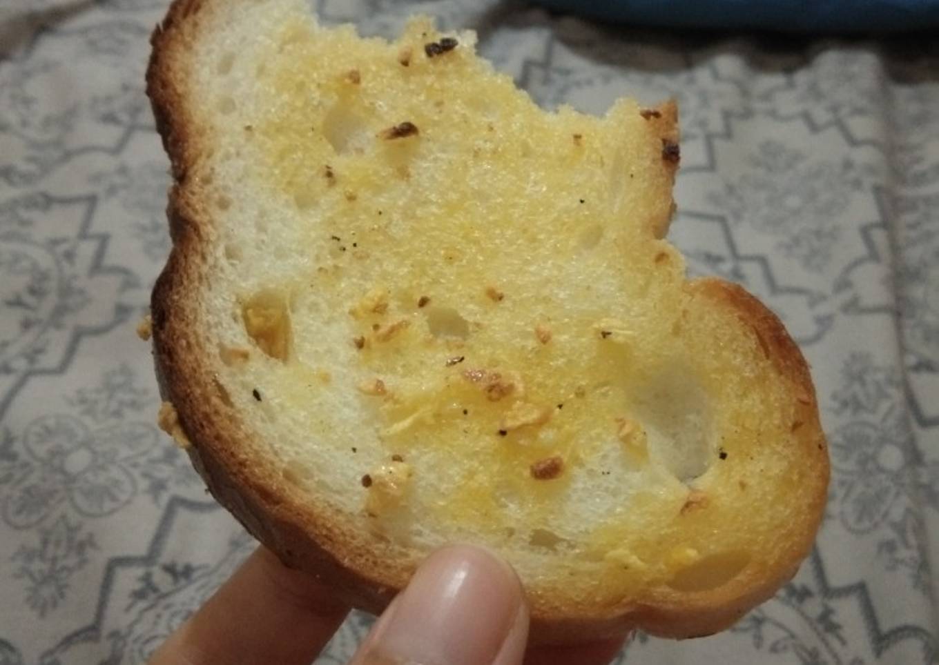 Roti Bawang Putih !!