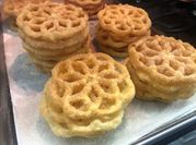 A picture of milk doughnuts
