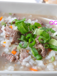 蔥花牛肉燉粥 的食譜成品照片