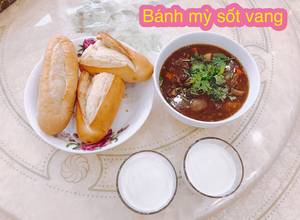 Hình của món Bò sốt vang.