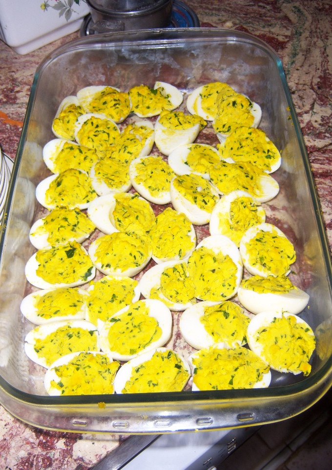 Una foto de Huevos rellenos
