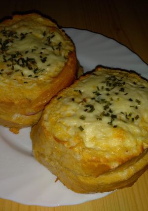 Bundás kenyér sütőben recept fotója