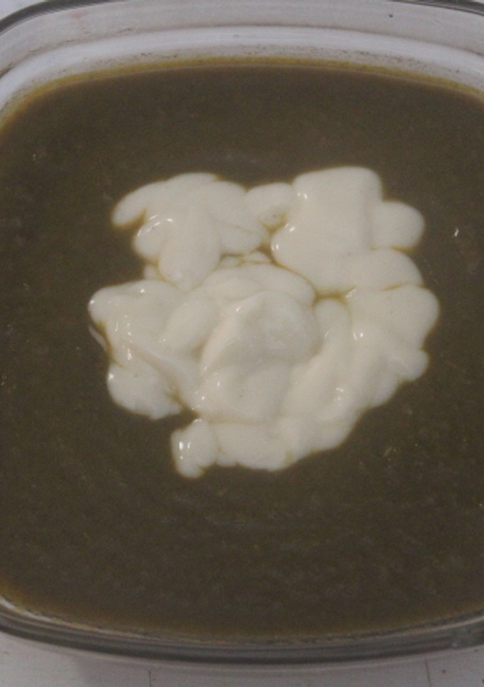 Una foto de Crema de acelgas y zanahorias con bacon