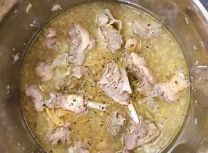 Hình của món Vịt om sấu.