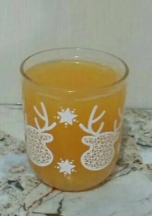 صورة لوصفة عصير بالليمون والخوخ
