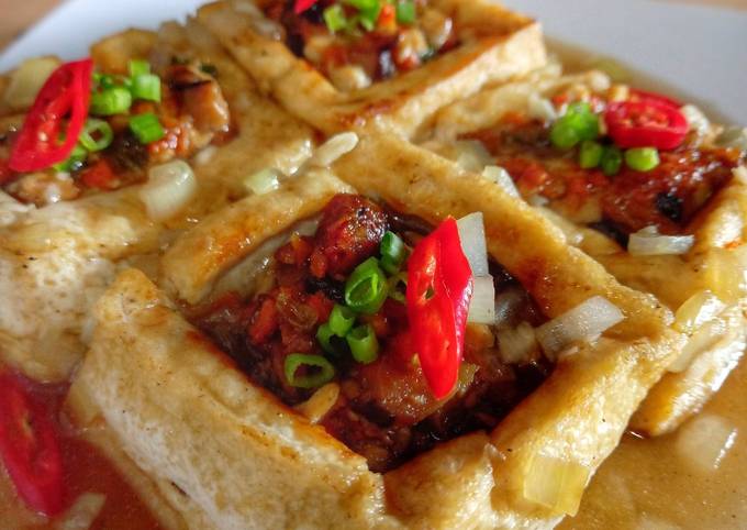 Hakka-Style Stuffed Tofu