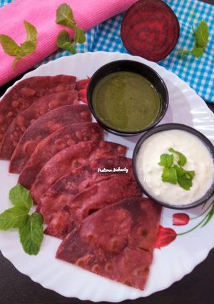 A picture of Beetroot Paratha.