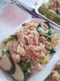 ข้าวผัดไก่อิ่มใจ