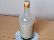 Una foto de baileys bebidas