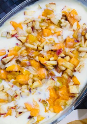 A picture of Creamy fruit chat.