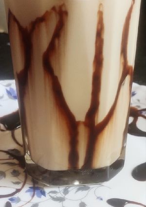 કોલ્ડ કોફી (Cold Coffee Recipe In Gujarati) રેસીપી મુખ્ય ફોટો