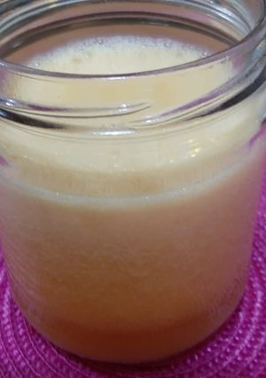 Una foto de Jugo de melón y aguaymanto